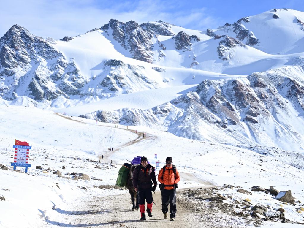 “熱”涌崗什卡